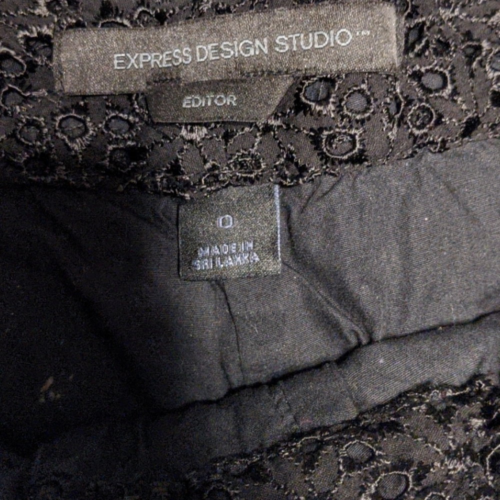 Shorts - Picture 2 of 2